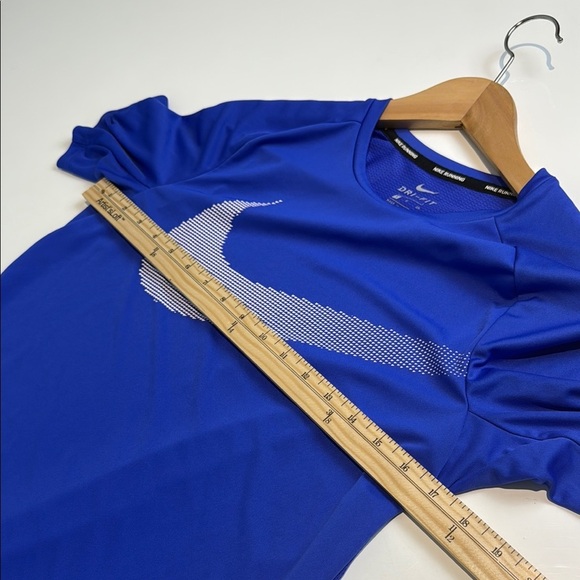 Nike Dri-Fit Blue Running Graphic T-Shirt Size Small - Picture 5 of 7